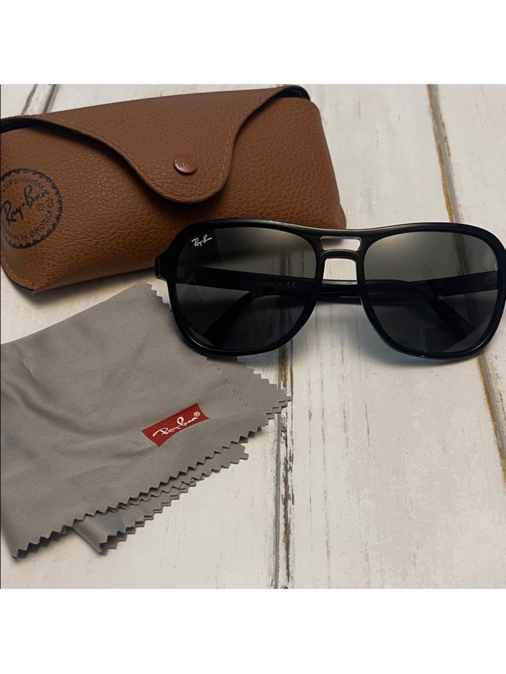 Ray-Ban Black 4356